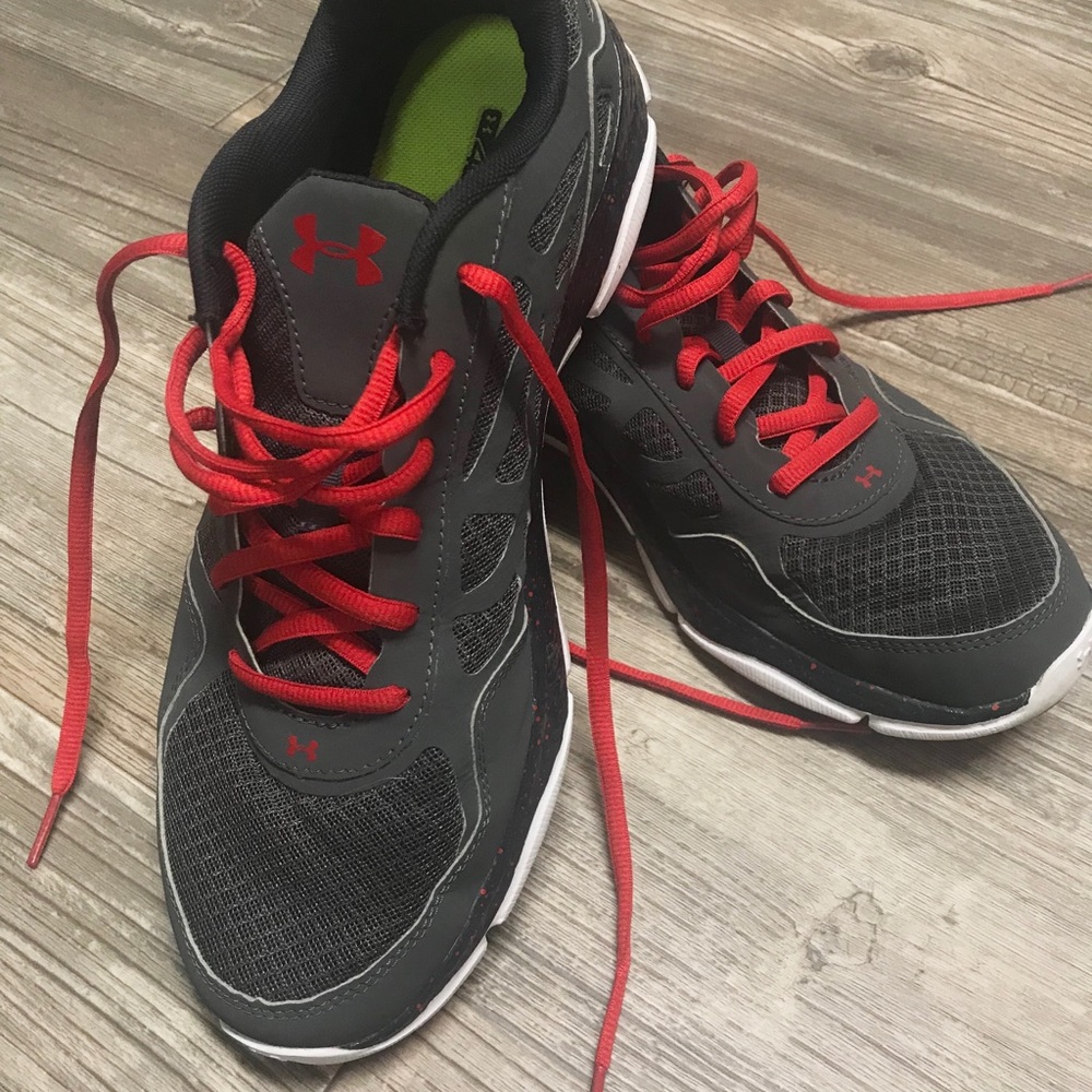 Under Armour gray running shoes